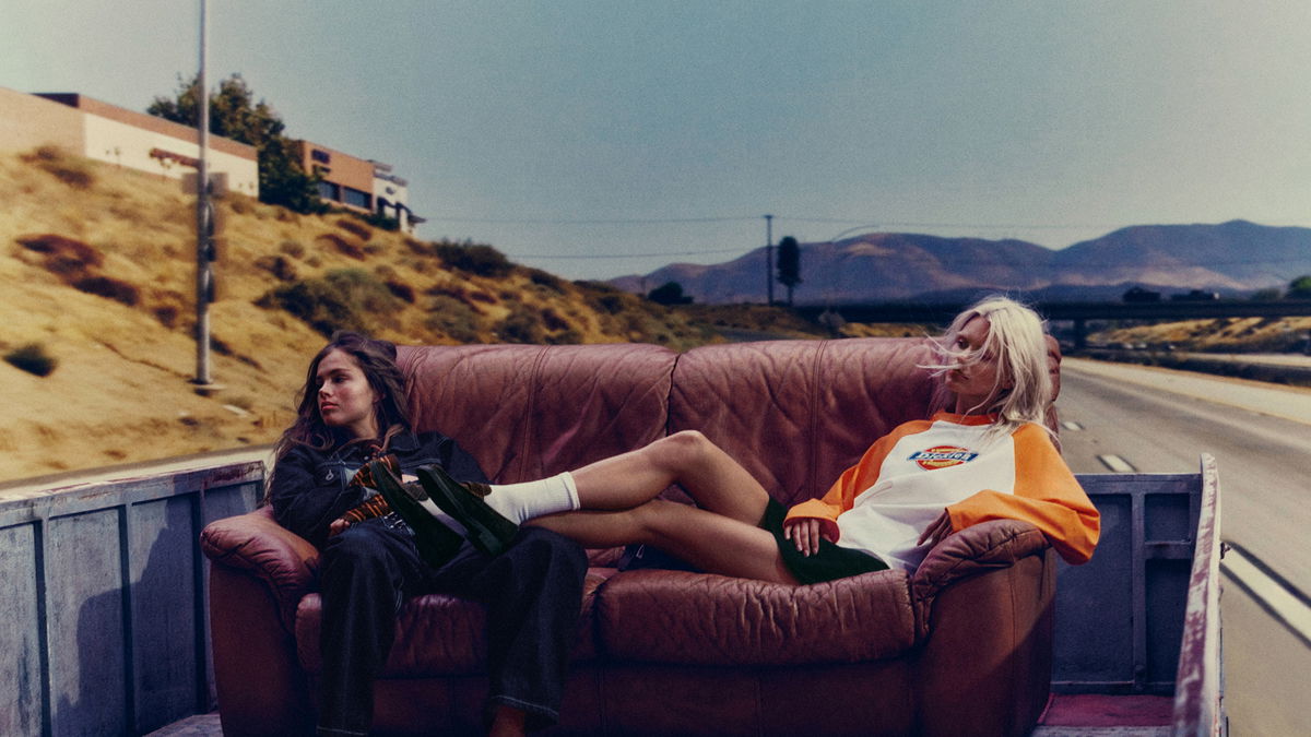 Dickies x Pull&Bear: Die neue Kollektion verbindet Workwear mit Nineties-Stil