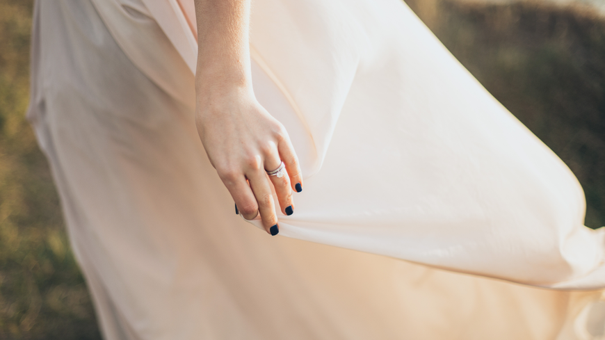 Nagellack-Trends 2022: Die schönsten Ideen für Bräute zur Hochzeit