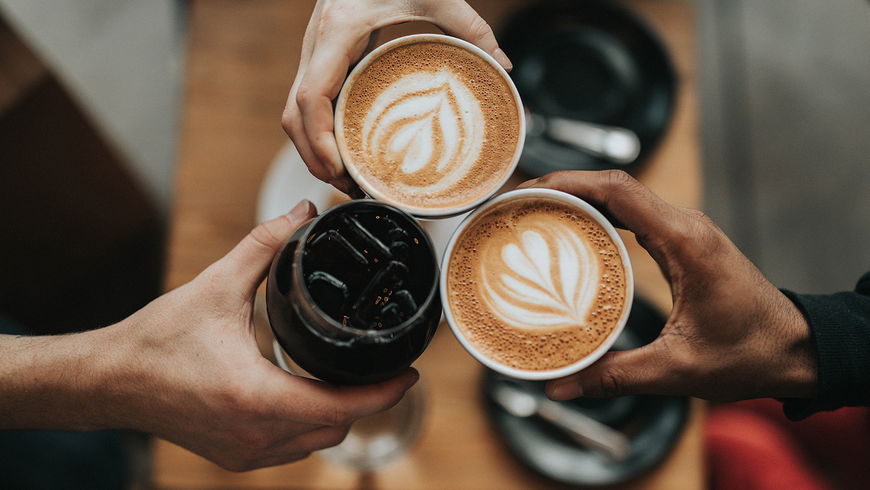 Die Vergangenheit im Kaffeesatz lesen
