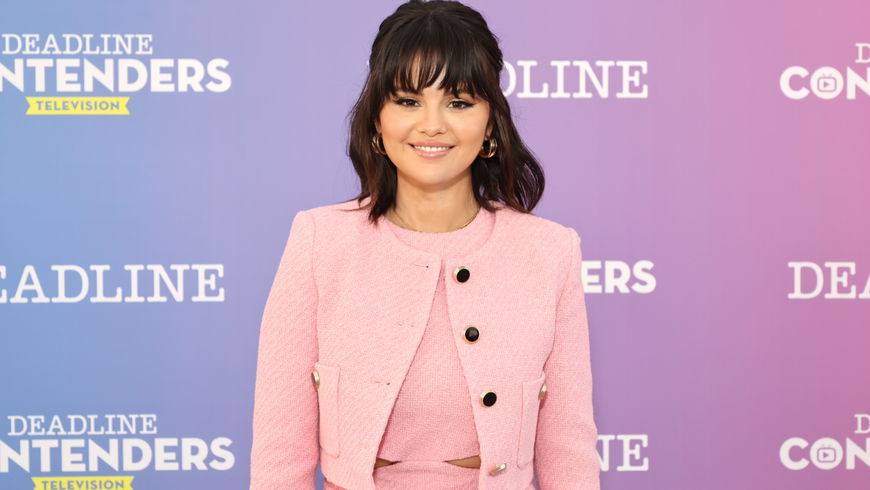 Mode-Trends 2022: Dieses wunderschöne Outfit von Mango trägt Selena Gomez