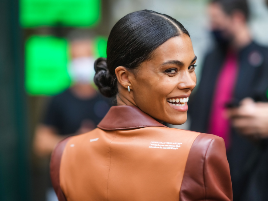 Frisuren-Trends 2022: Dieser Look ist der beliebteste für Hochzeitsgäste