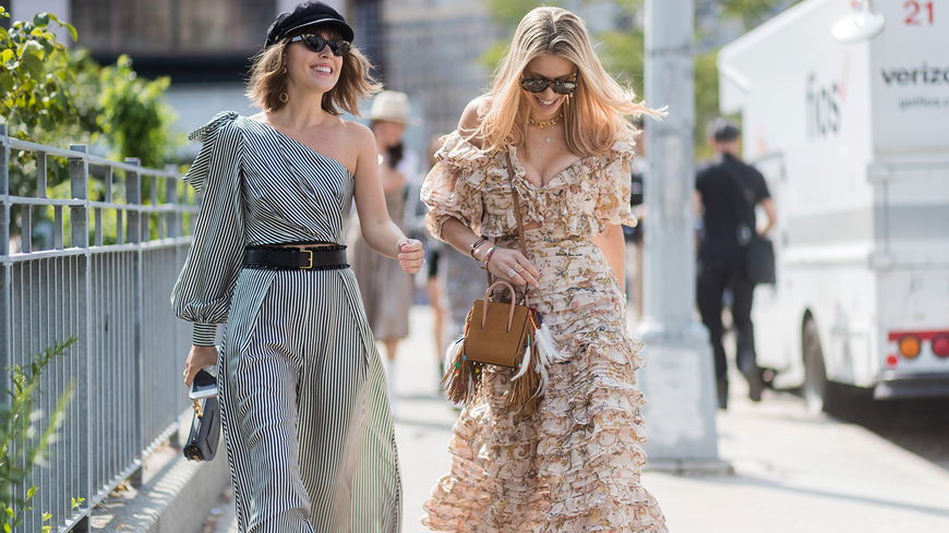 Mode-Trends 2022: Das günstige Kleid ist ein Bestseller im GRAZIA Shop