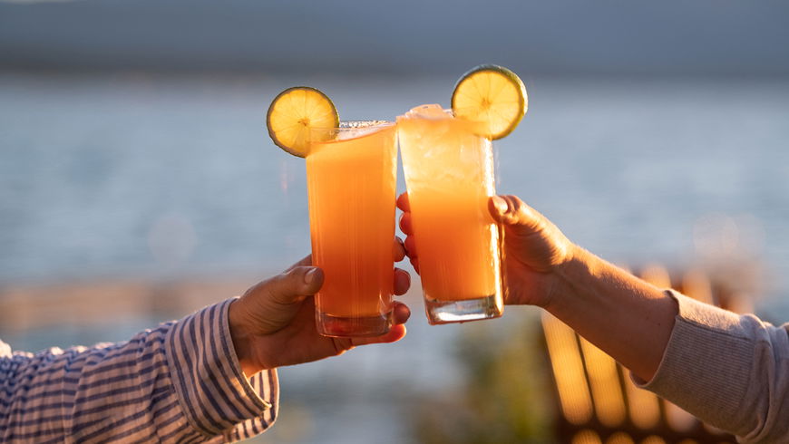 5 erfrischende Drinks, die perfekt für den Sommer sind