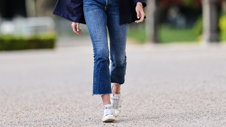 Mode Outfit 2022: Diese Jeans von Replay darf in keinem Kleiderschrank fehlen