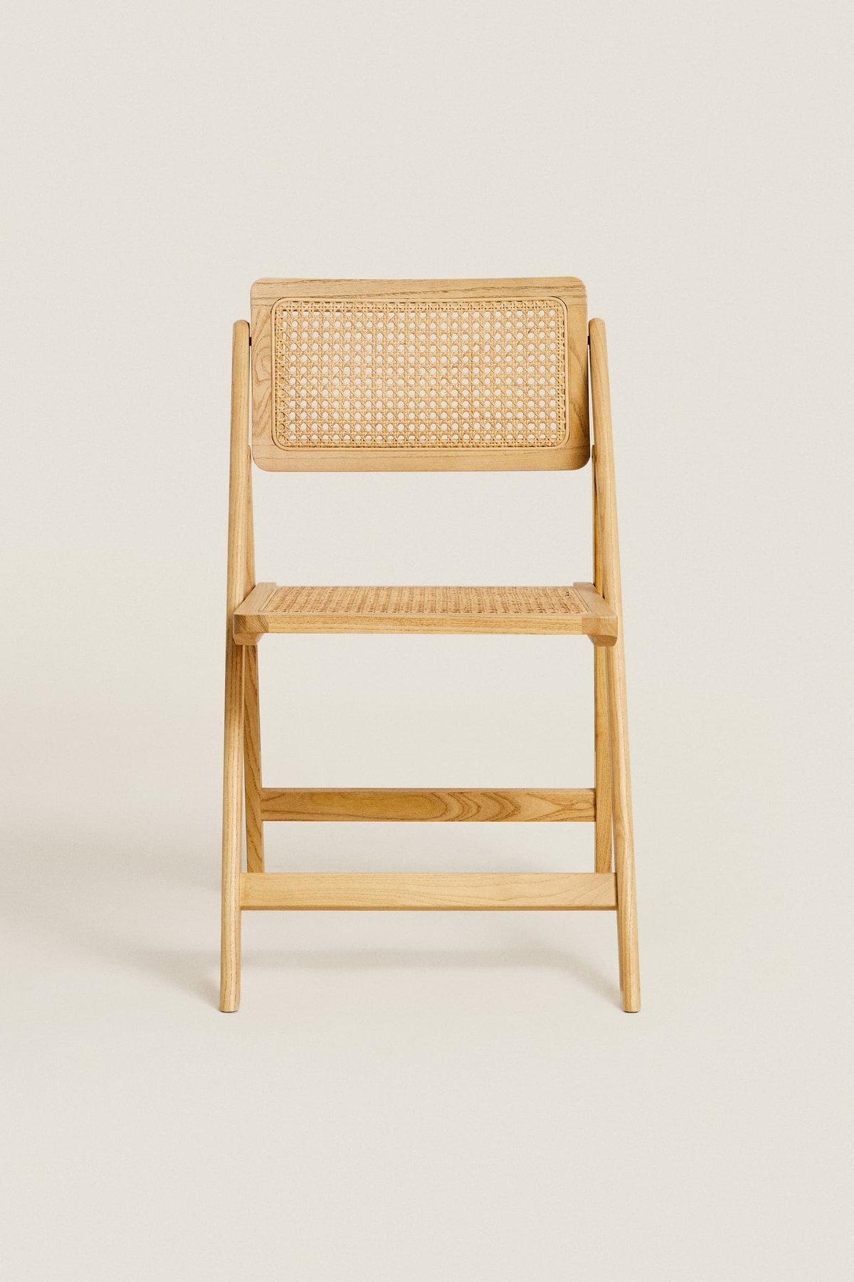 KLAPPSTUHL AUS HOLZ UND RATTAN Zara Home