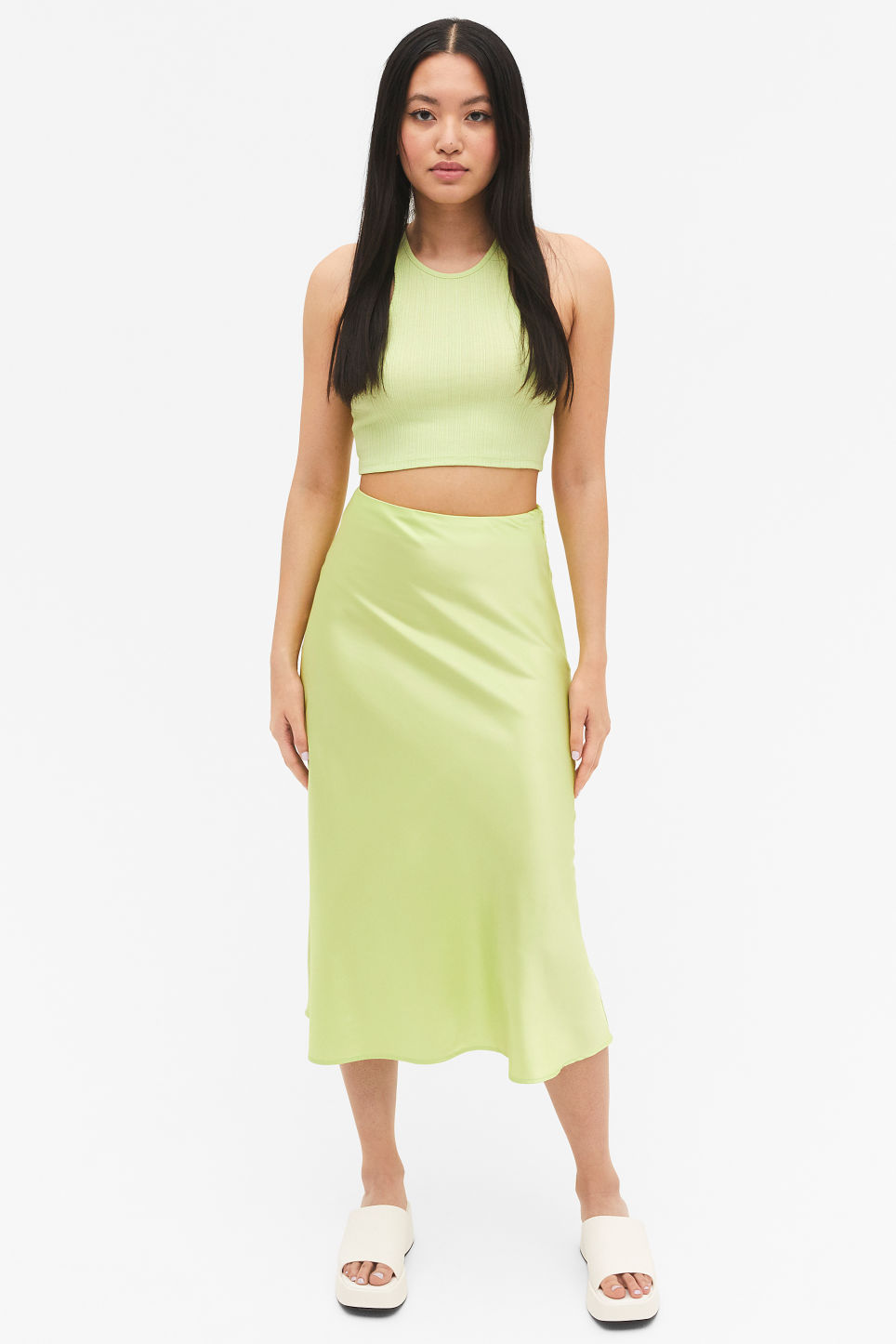 Limettengrüner Satin-Midirock Monki