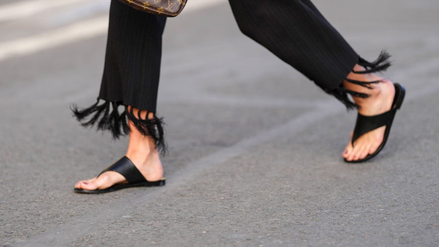 Schuh-Trends 2022: Diese Sandalen von C&A verkaufen sich wie verrückt – für 20 Euro 
