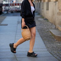 Schuh-Trends 2022: Diese Plateau-Sandalen von Monki sind ein Must-have – laut GRAZIA-Redaktion