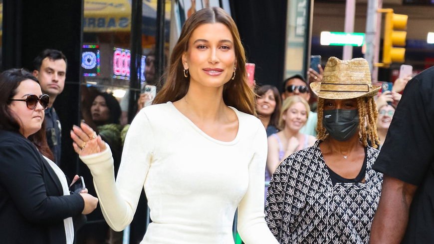 Mode-Trends 2022: Hailey Bieber trägt das perfekte weiße Kleid – hier gibt es günstige Alternativen