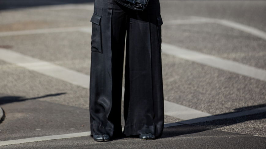 Mode-Trends 2022: Die 4 stylischsten Hosen für kleine Frauen