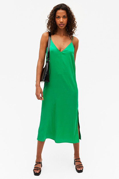 Langes grünes Slip-Kleid Monki