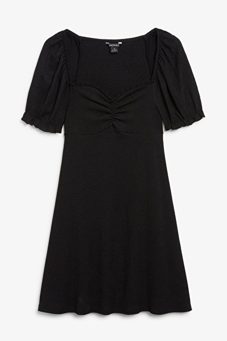Monki schwarzes Kleid