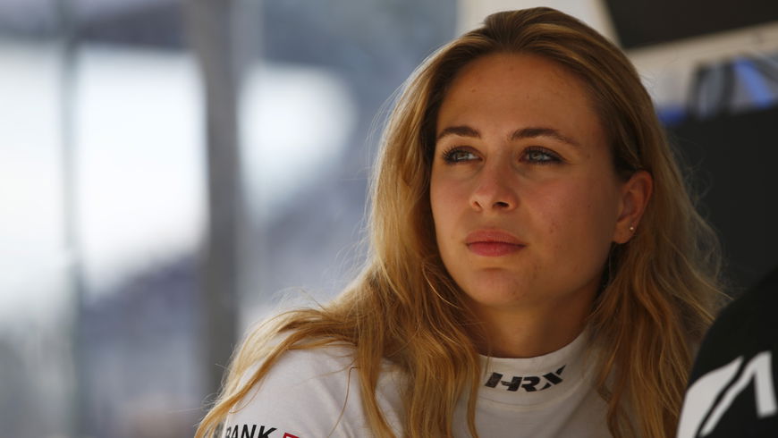 Lifestyle 2022: Sophia Flörsch spricht über ihren schweren Unfall im Motorsport