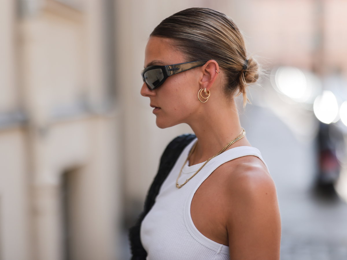 Alessa Winter trägt Sleek Dutt Streetstyle