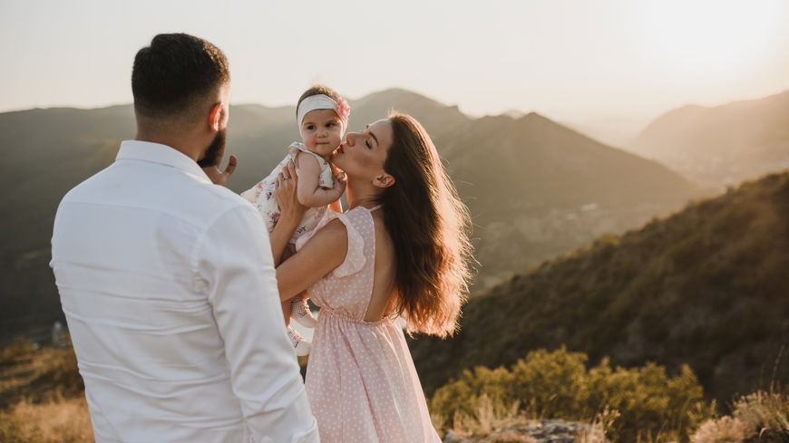 Partnerlook beim Fotoshooting – Ideen für Eltern und Baby