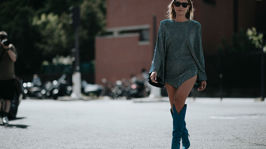 Schuh-Trends 2022: 5 Stiefel, die immer zum Kleid passen