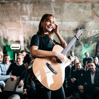 Sängerin Lotte im Interview: Mit uns hat sie über ihr Leben als Musikerin gesprochen