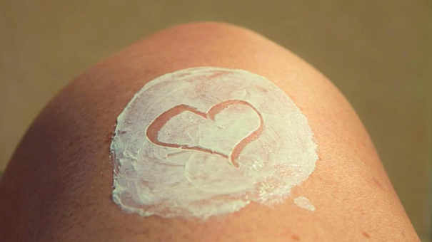 Apothekenkosmetik kann mehr: Darum werden pharmazeutische Hauptprodukte immer beliebter