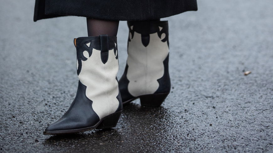 Stiefeletten kombinieren: So tragen stylische Frauen die kurzen Boots
