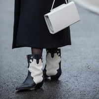 Stiefeletten kombinieren: So tragen stylische Frauen die kurzen Boots