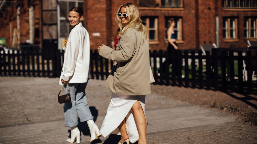 Herbst-Outfits 2022: Diese Teile sind schon jetzt unsere Modelieblinge