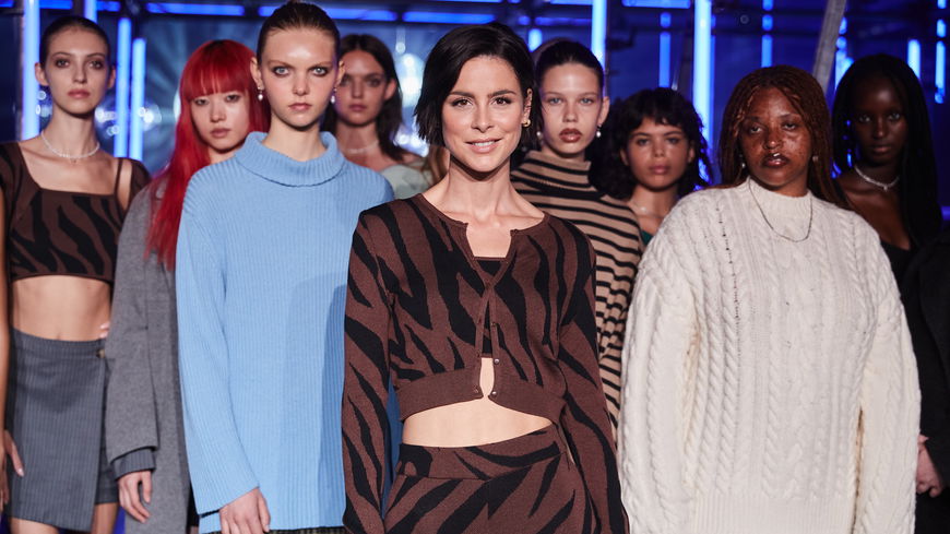 Lena Meyer-Landrut exklusiv über Mode-Essentials, Bewusstsein und Nachhaltigkeit