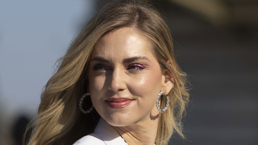 Sommer-Trend 2023: Mit diesem Produkt hält dein Make-up den ganzen Tag