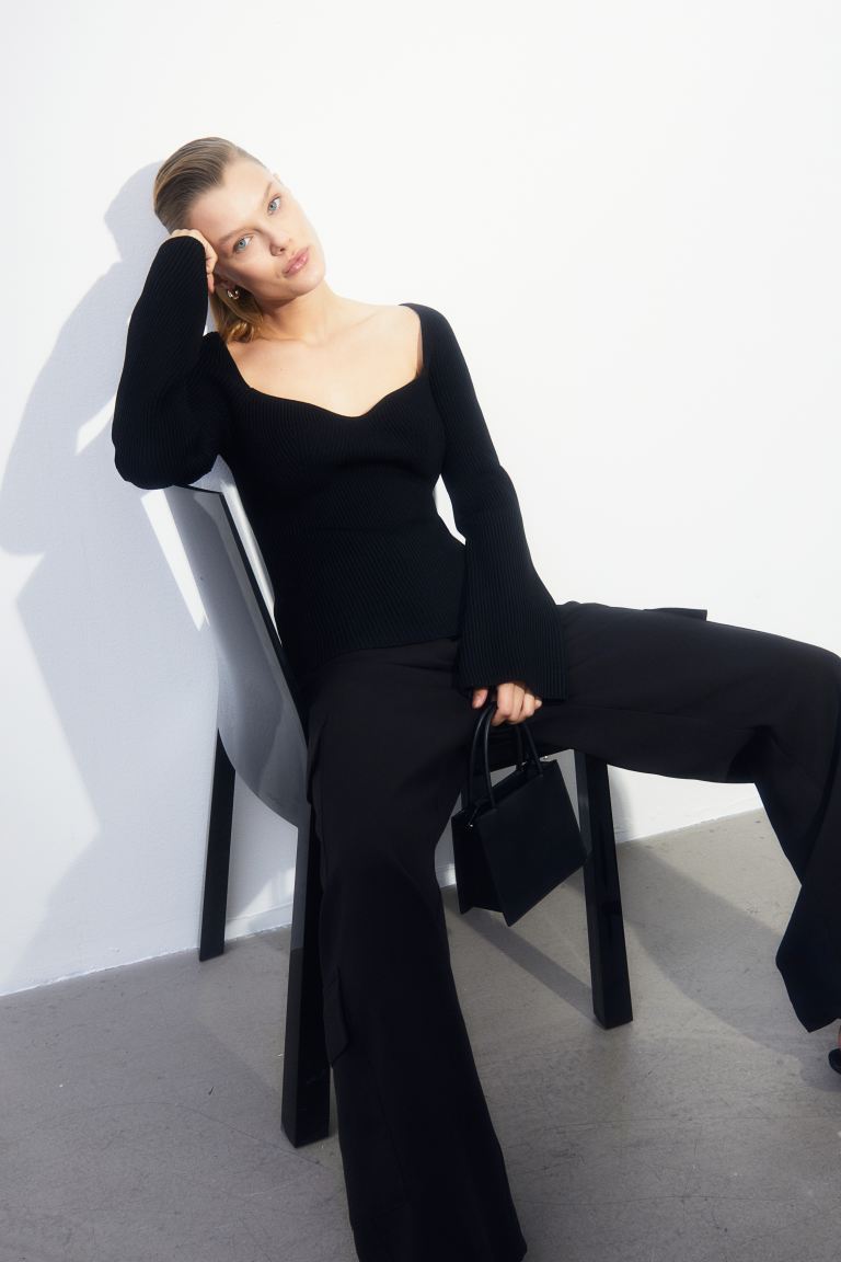 Geripptes Strickshirt Schwarz H&M