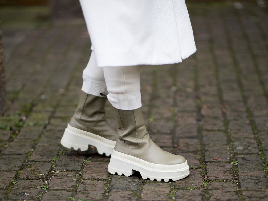 Schuh-Trends 2022: In diesen Stiefeln von Tamaris spazieren wir durch den Herbst – unter 100 Euro