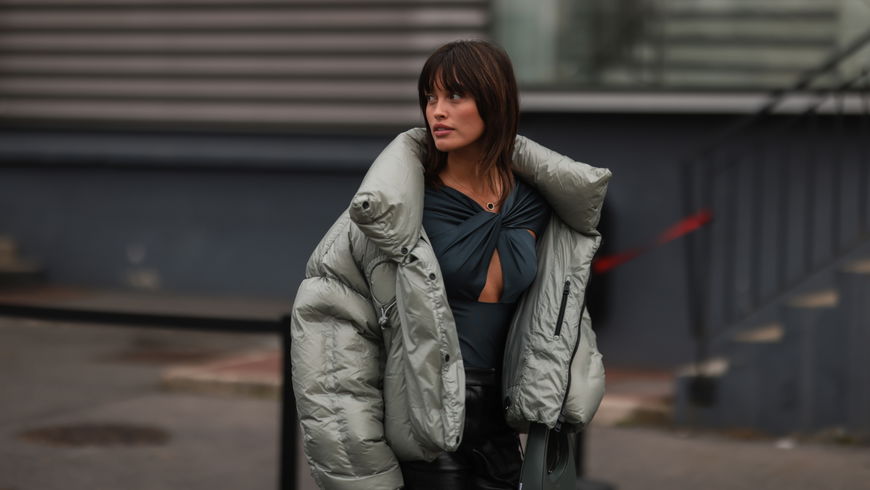 Die angesagten Winterjacken von H&M tragen wir an kalten Tagen