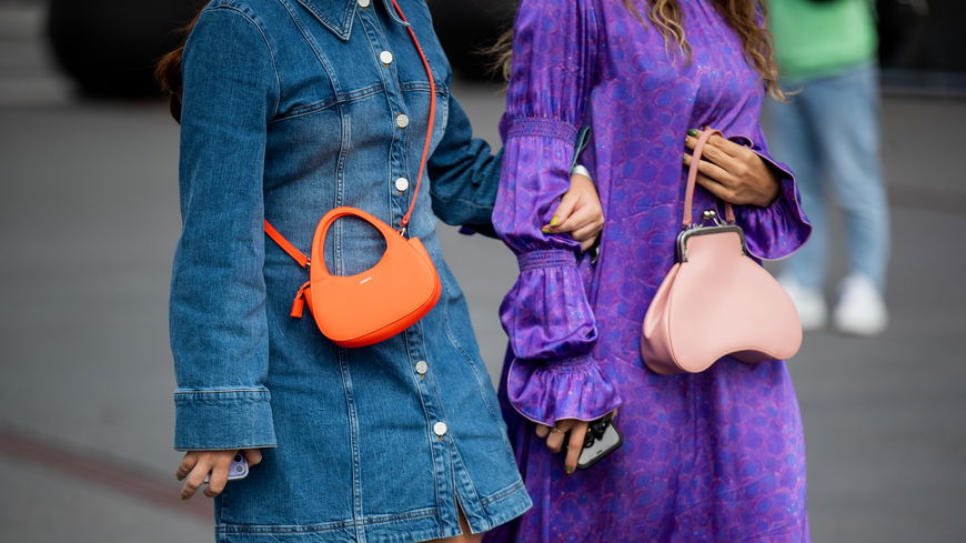Kleider-Trends 2022: Dieses Jeans-Dress von MANGO ist momentan total beliebt