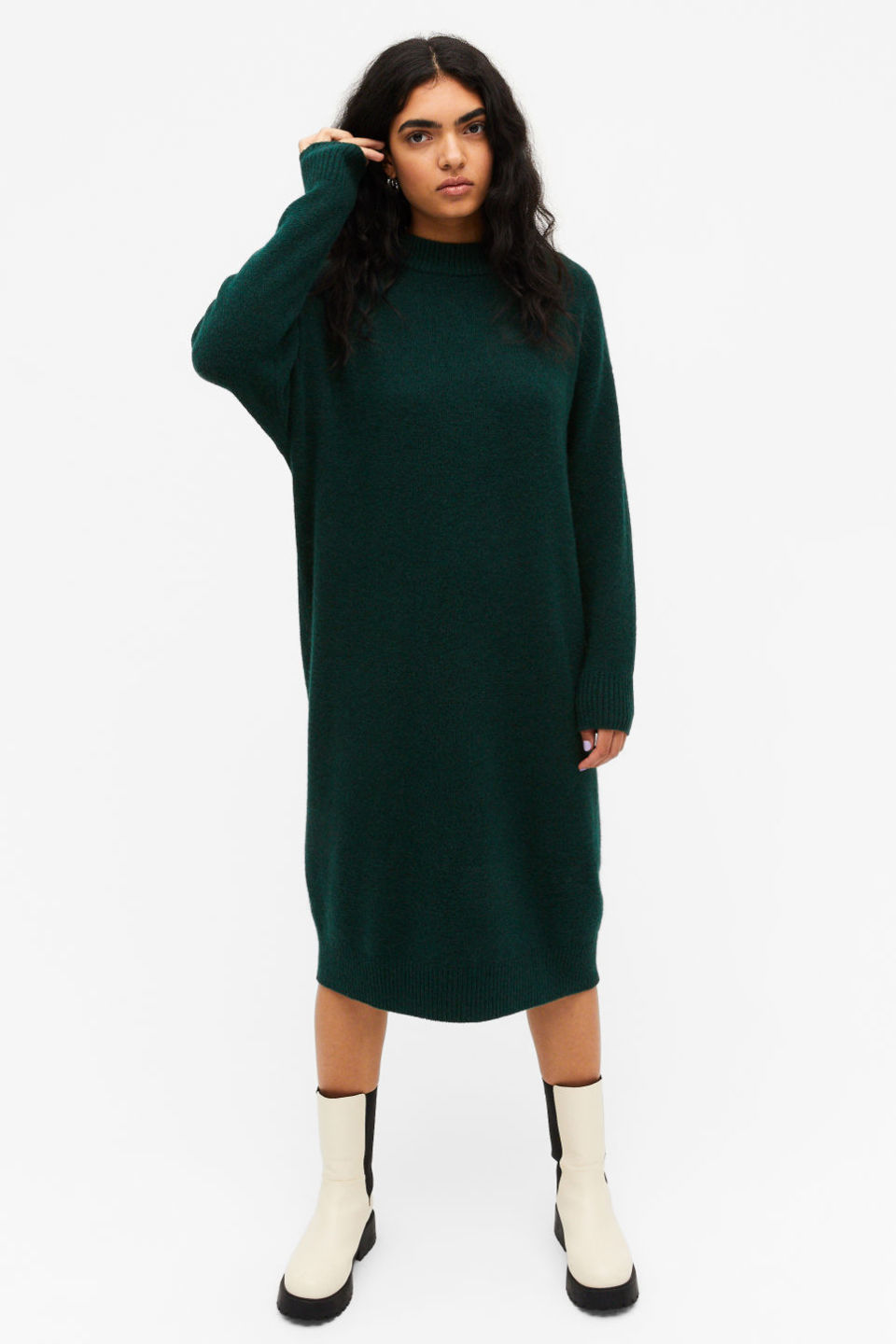 Monki Oversize-Strickkleid in Midilänge