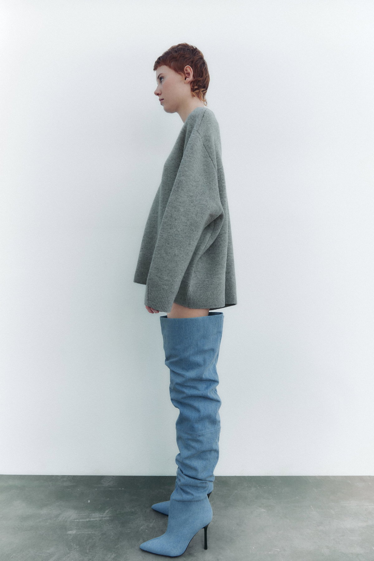 OVERKNEE-STIEFEL AUS DENIM ZARA