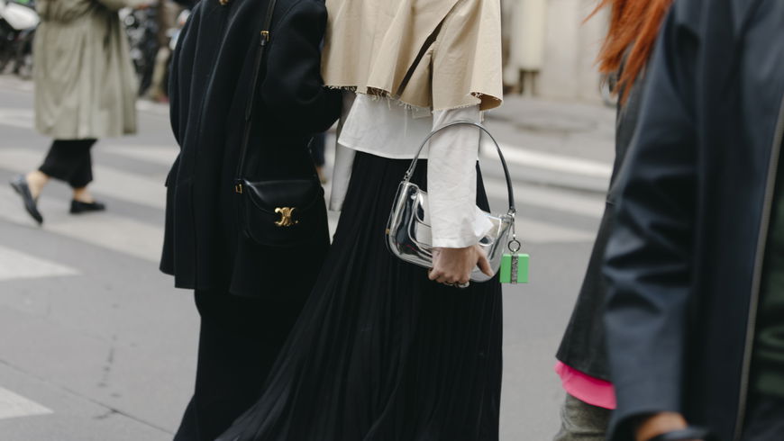 Zack! Einfach aufgewertet werden eure Outfits mit diesen Designer-Bags