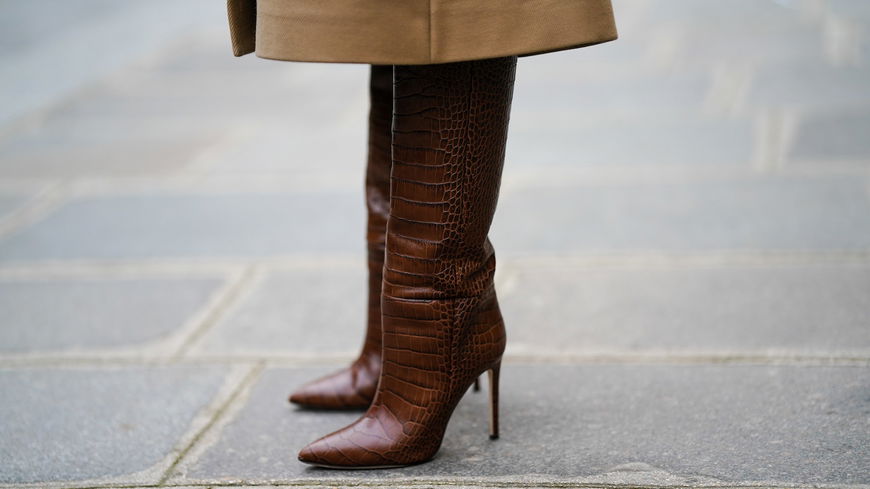 Diesen braunen Stiefel von MANGO ergattert ihr jetzt im Pre-Black-Friday-Sale