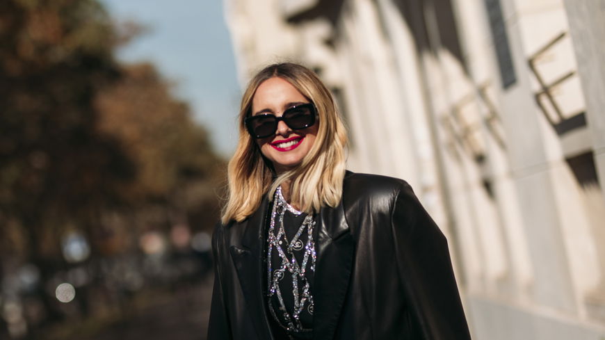 Platte Haare: 3 Produkte, die deine Mähne langfristig und sichtbar stärken