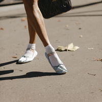 So cool stylen Fashionistas den Balletcore-Trend im Alltag