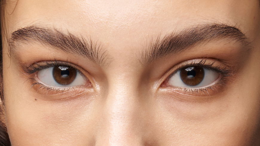 Ihr wollt dichte Augenbrauen? So gelingt das Brow Lift – mit Tipps vom Profi