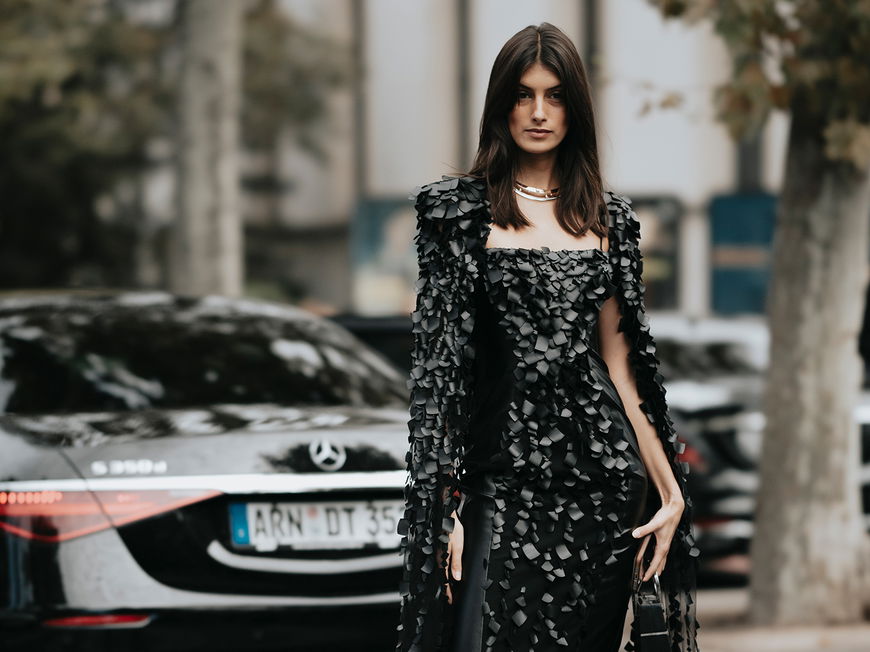 Winter-Outfits 2022: 5 Trends, die alle stylischen Frauen an Weihnachten tragen
