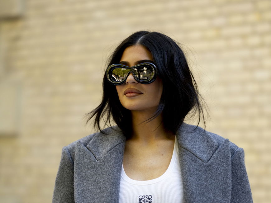 Paris Fashion Week 2022 Kylie Jenner Loewe Streetstyle
