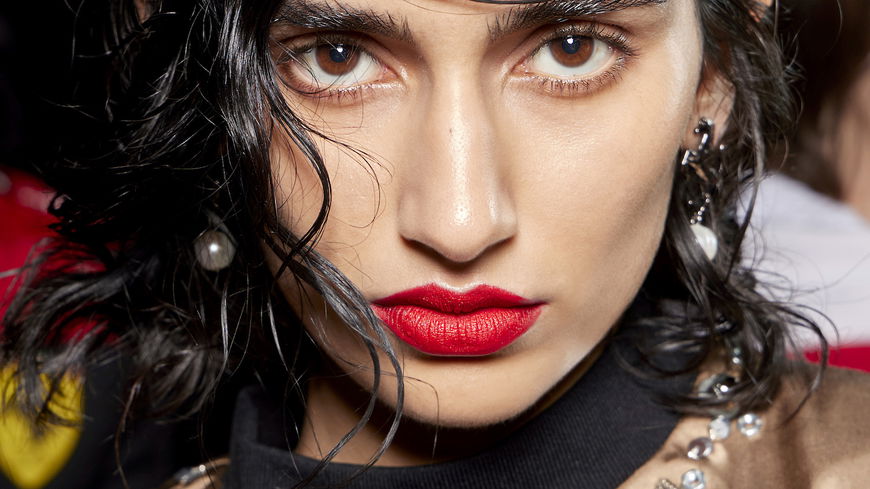 Für den perfekten Kussmund! Diesen Lippenstift tragen wir an den festlichen Tagen