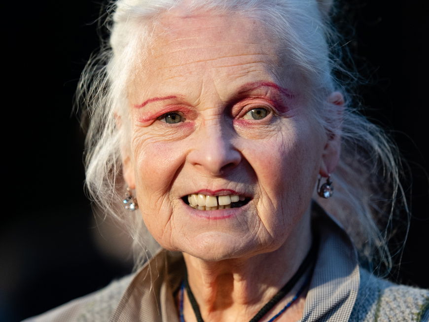 Vivienne Westwood: 3 Dinge, die wir von der Mode-Ikone lernen können