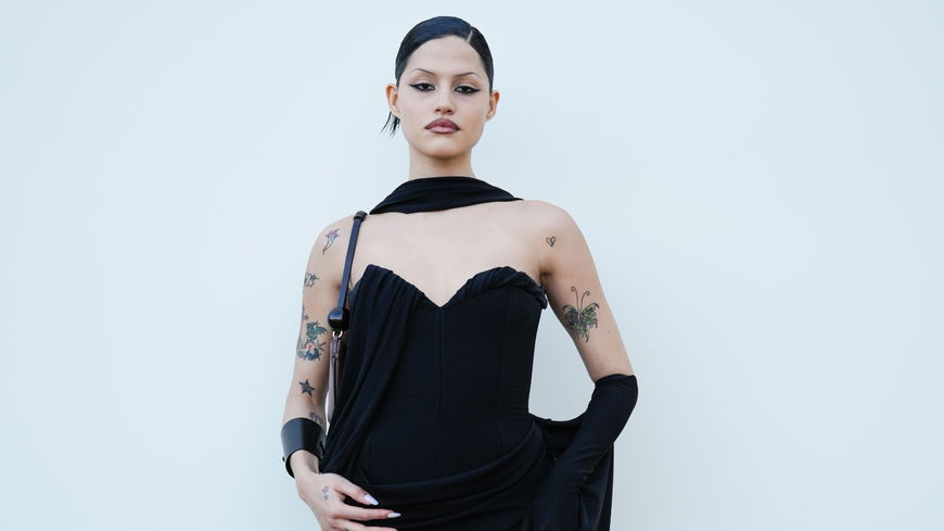 Mode-Trends 2023: Shirts müssen jetzt so aussehen, um im Trend zu liegen – 3 Must-haves