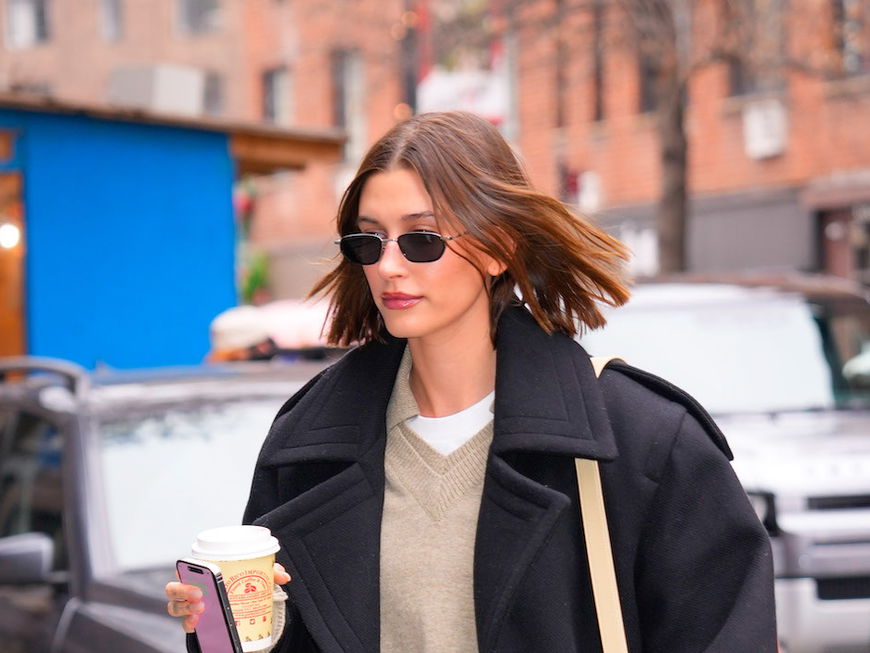 Hailey Bieber trägt jetzt die angesagteste Frisur 2023 und wir wollen sie jetzt auch