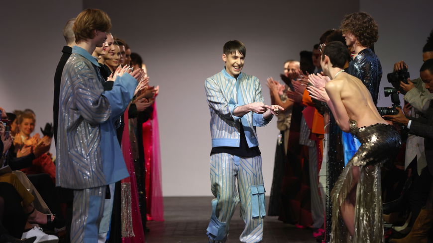 Mode-Trends 2023: Designer Kilian Kerner verrät, welche die Trendfarbe des Jahres ist
