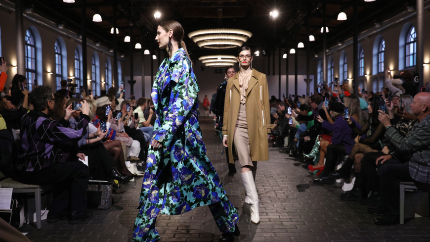 Mode-Trends 2023: 3 Styles, die bei der Berlin Fashion Week dominieren