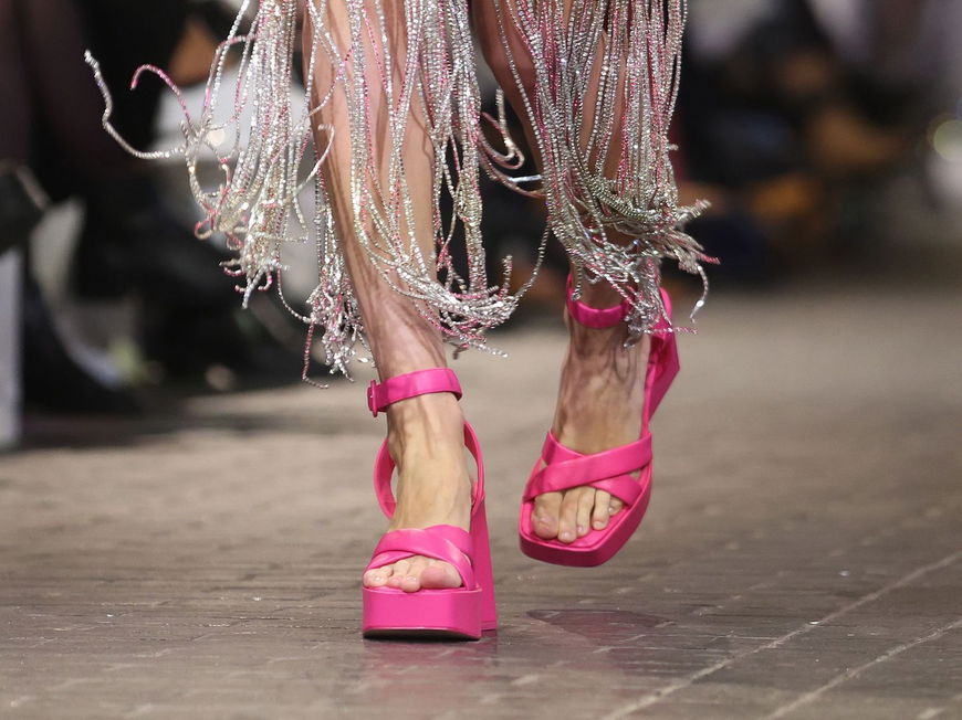 Schuh-Trends 2023: Auf diese Heels von NEWD.Tamaris setzen wir im Frühling – laut Designer