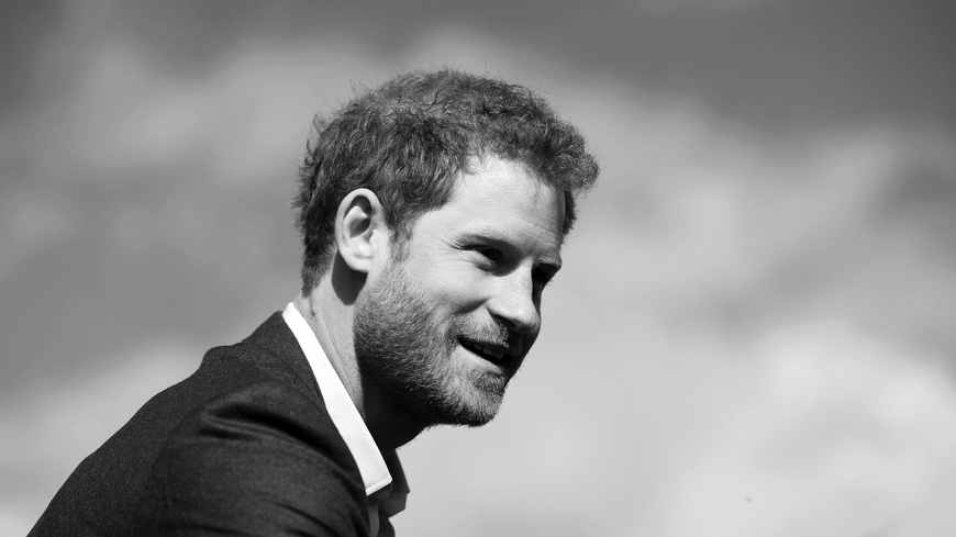 Psychologin verrät: Darum packt Prinz Harry so emotional über sein Privatleben aus
