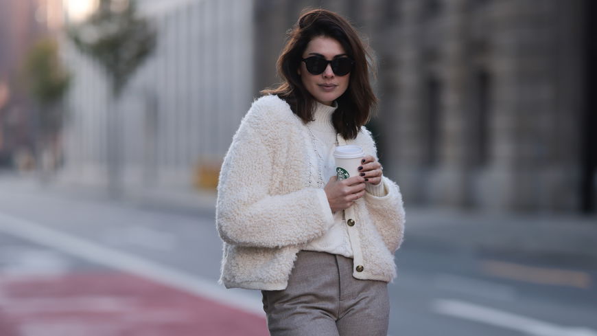 Statt Pullover: Diese 3 Cardigans tragen wir im Frühling, auf die euch jeder ansprechen wird