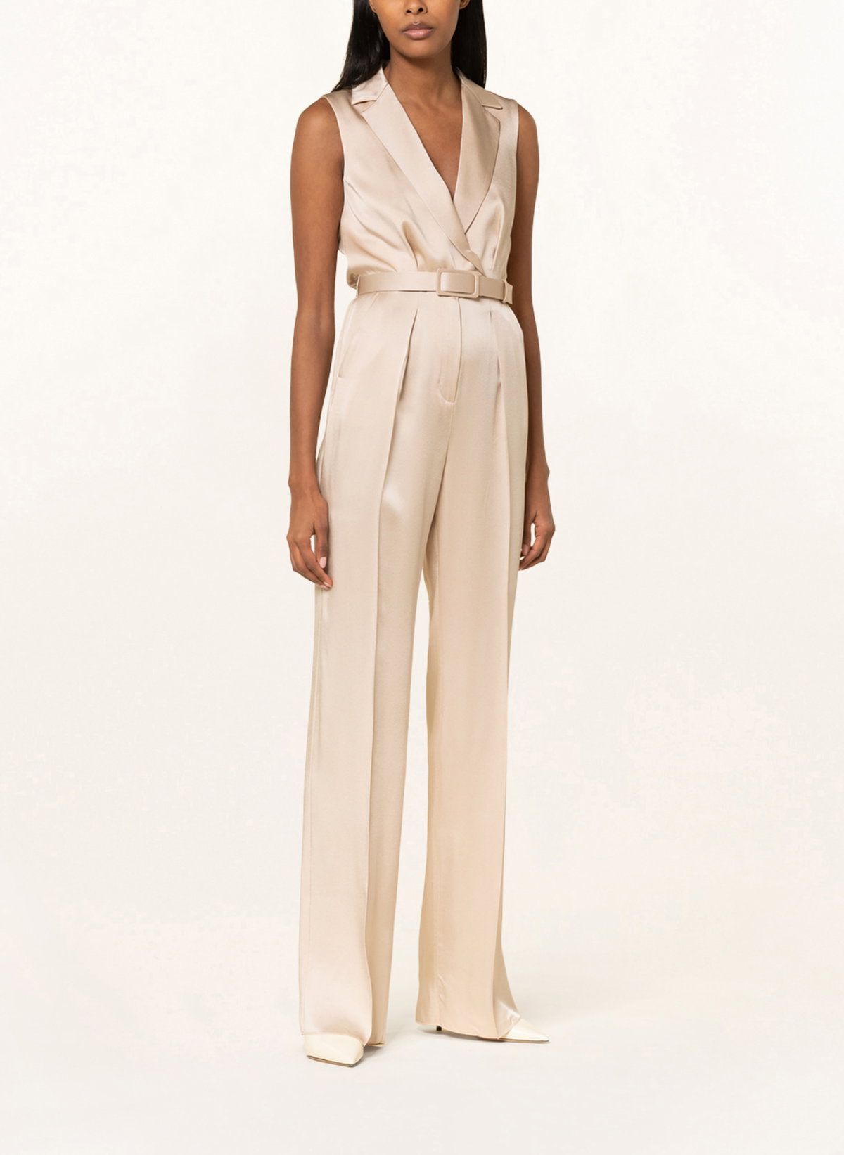 Max Mara Studio Jumpsuit in Beige mit engem Schnitt, Reverskragen und V-Ausschnitt über Breuninger